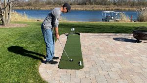 Commander Putting Greens